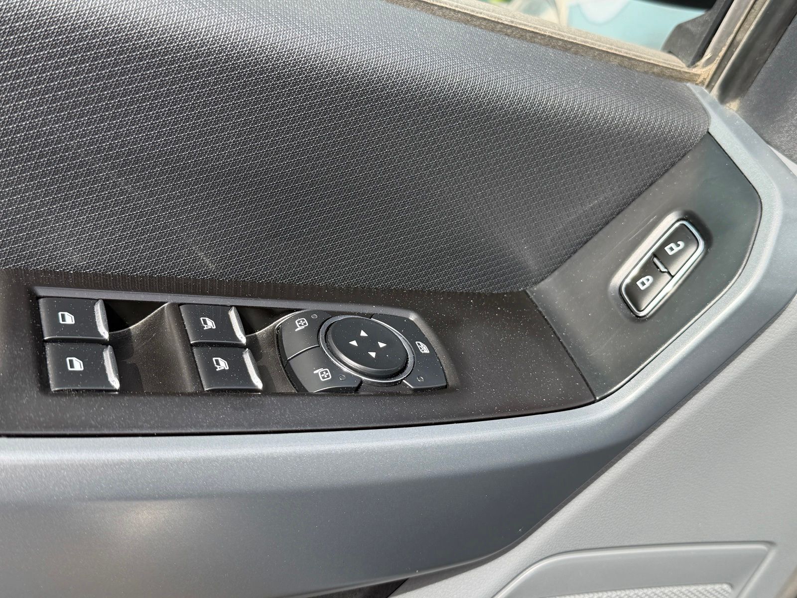2023 Ford F-150 XLT - Photo 16