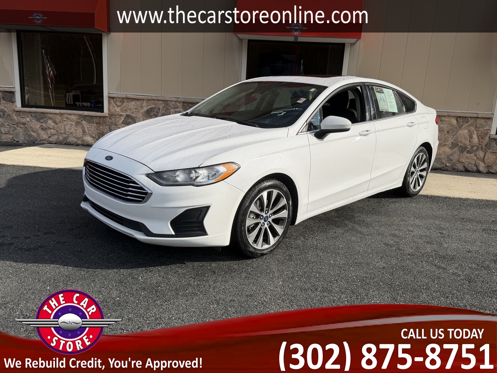 2020 Ford Fusion SE's photo