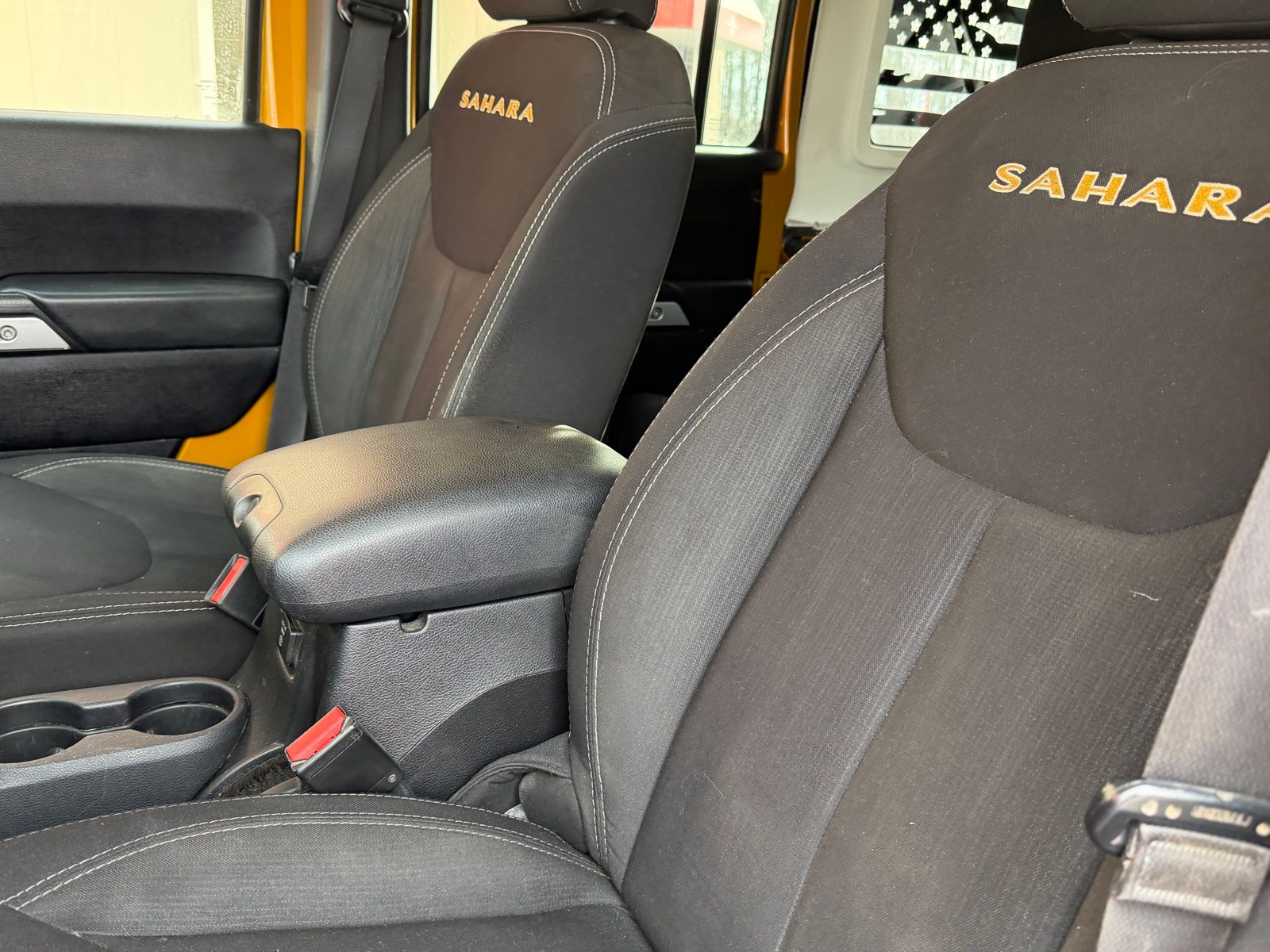 2014 Jeep Wrangler Unlimited Sahara - Photo 19