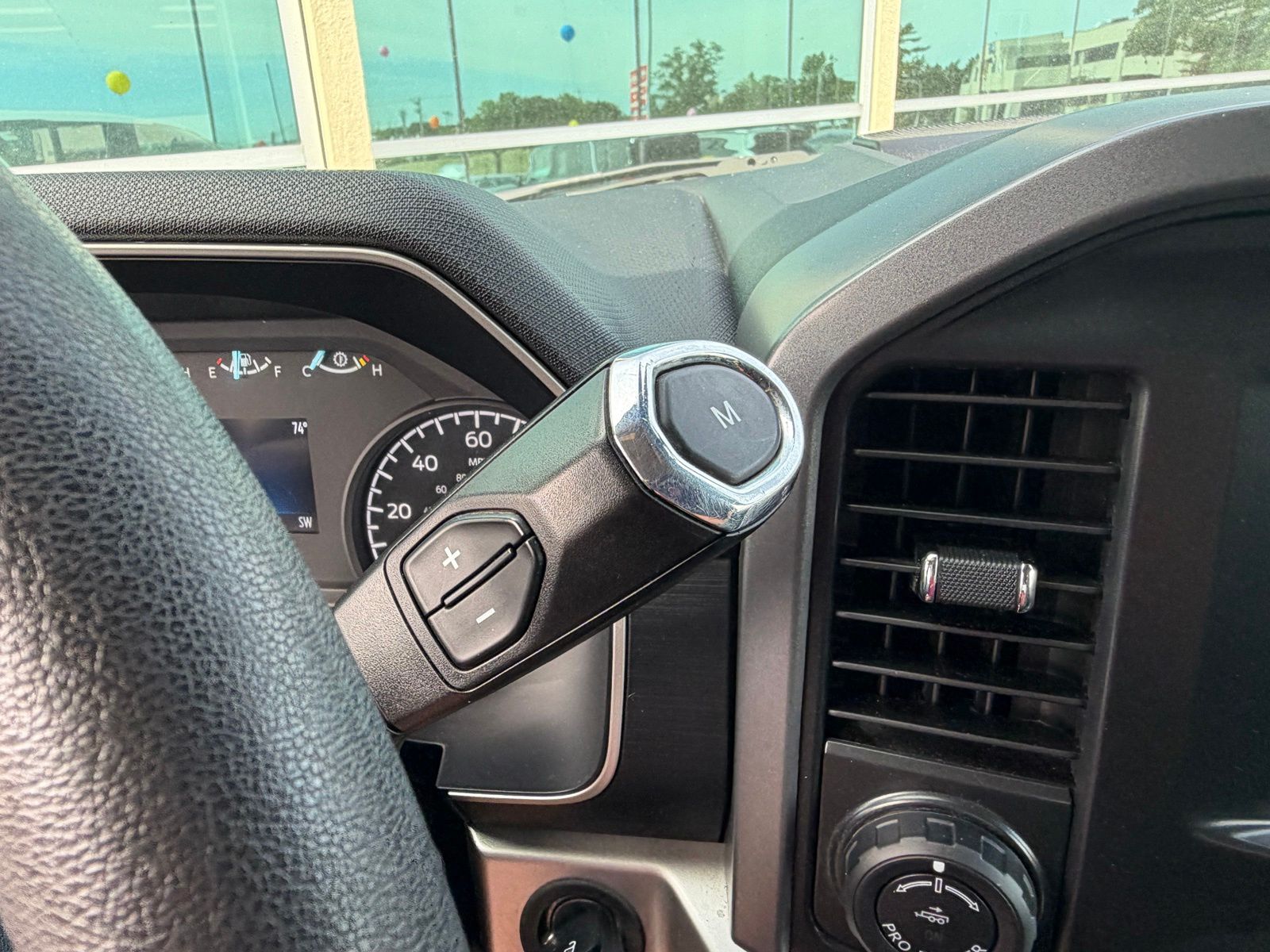 2022 Ford F-150 XLT - Photo 20