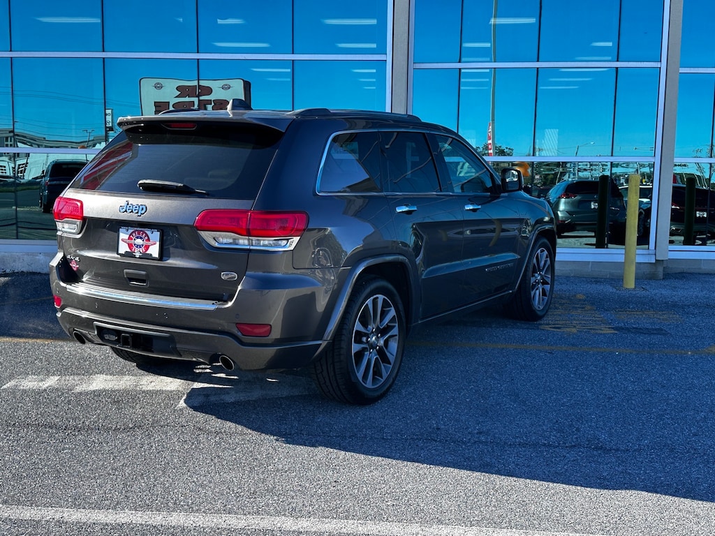 Used 2018 Jeep Grand Cherokee Overland SUV