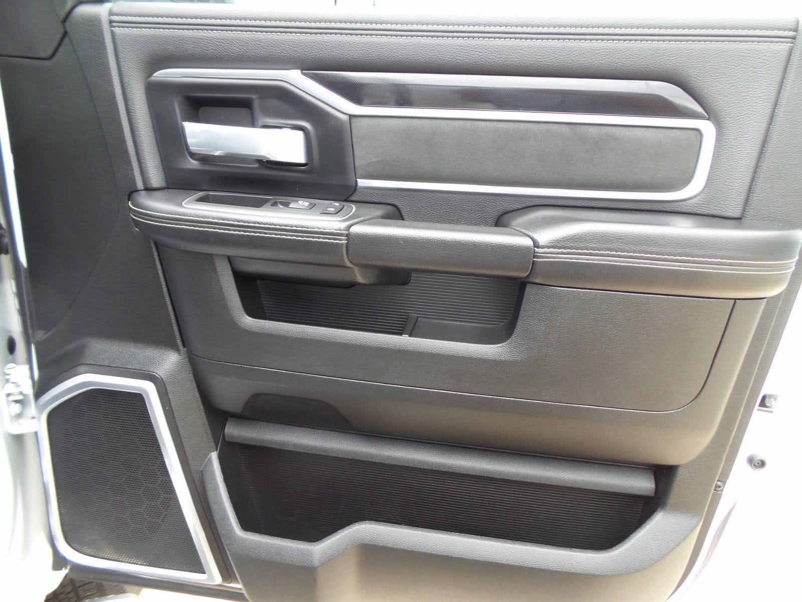 2022 RAM Ram 2500 Pickup Laramie - Photo 76