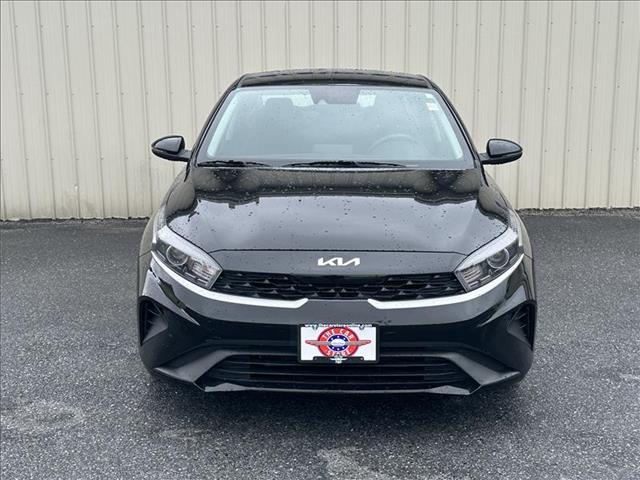 Used 2023 Kia Forte LXS with VIN 3KPF24AD3PE526220 for sale in Salisbury, MD