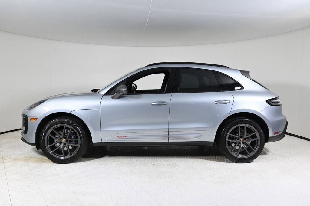 Used 2024 Porsche Macan Base with VIN WP1AA2A50RLB08619 for sale in Coral Gables, FL