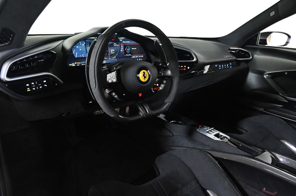 2025 Ferrari 296 GTB photo 3