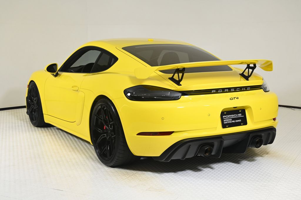 2023 Porsche Cayman GT4 photo 3