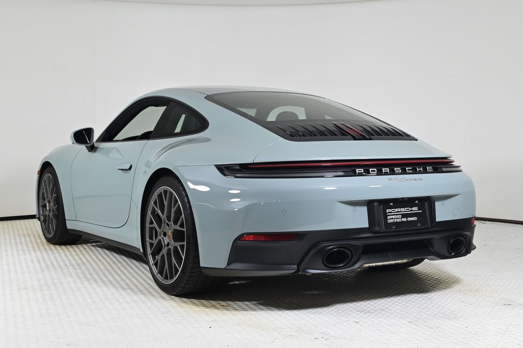 2025 Porsche 911 Coupe photo 3