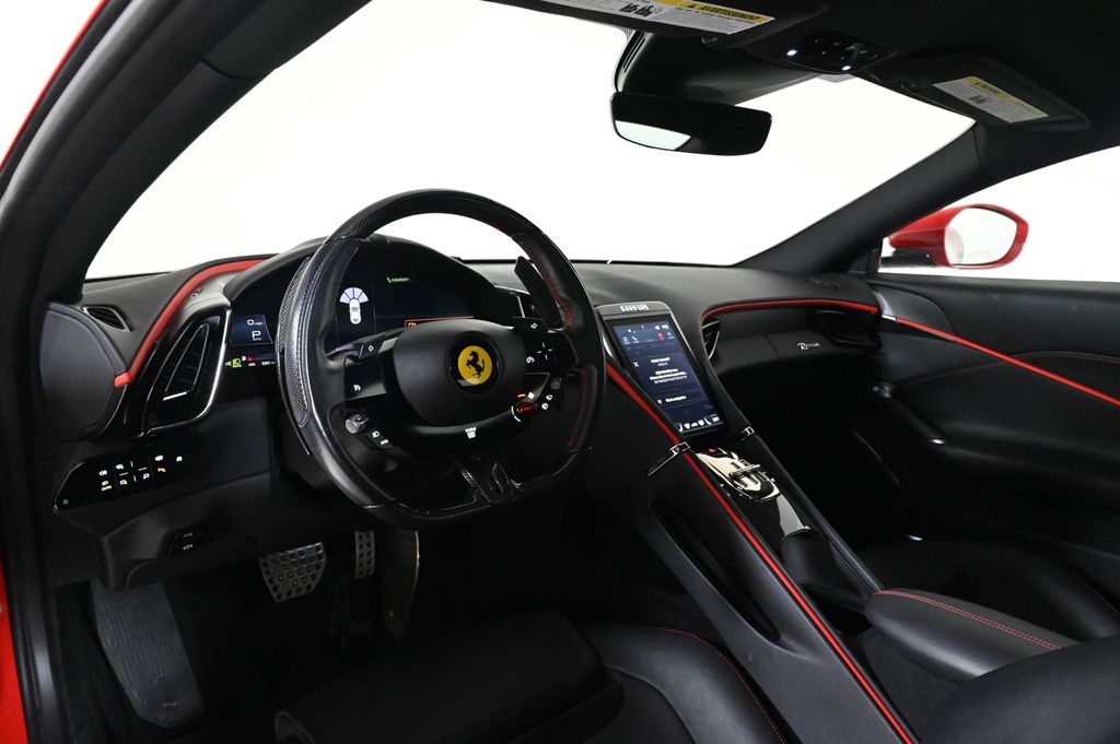 2022 Ferrari Roma Base photo 3