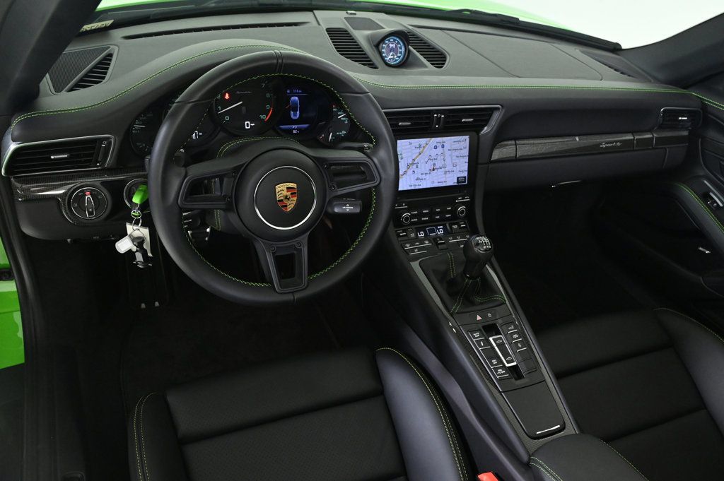 2019 Porsche 911 Speedster Cabriolet photo 4