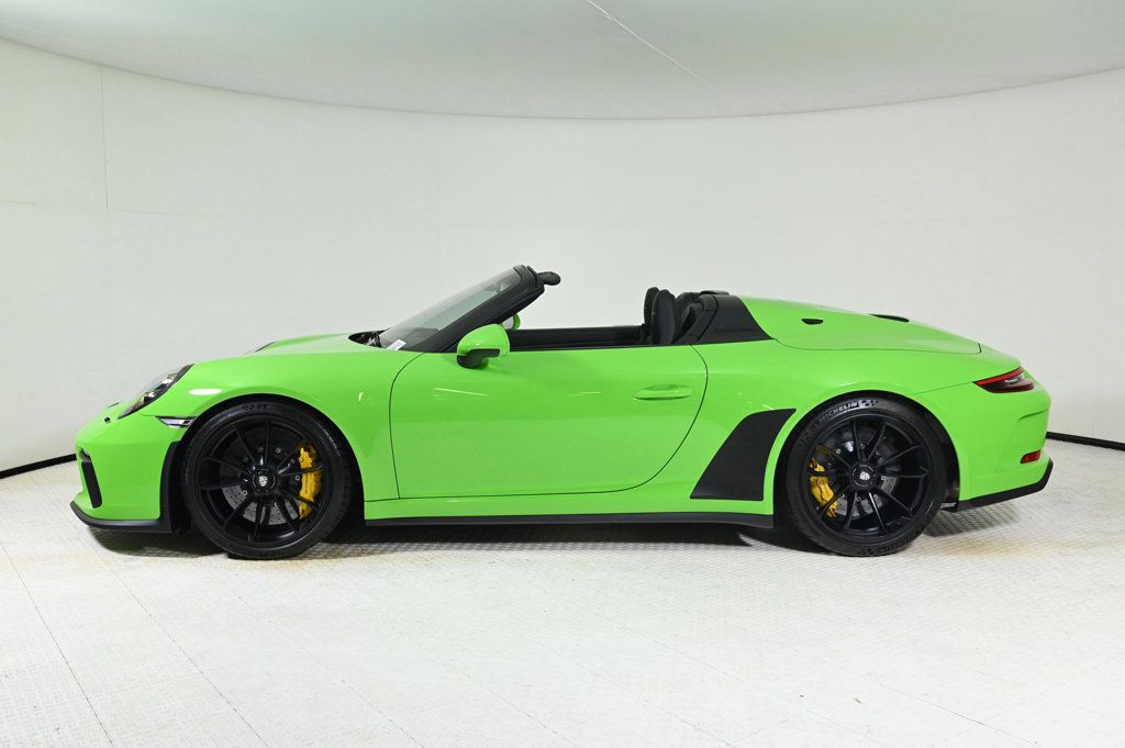 2019 Porsche 911 Speedster Cabriolet photo 2
