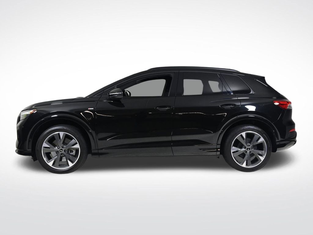 2024 Audi Q4 Premium Plus photo 2