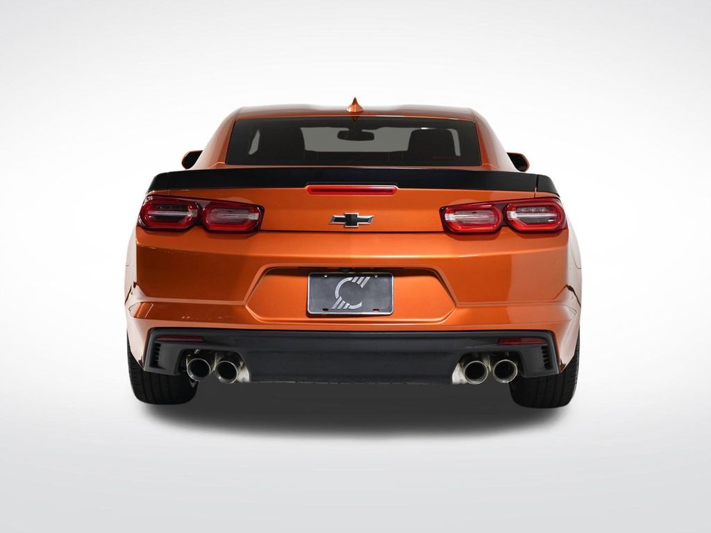 2023 Chevrolet Camaro LT1 photo 4