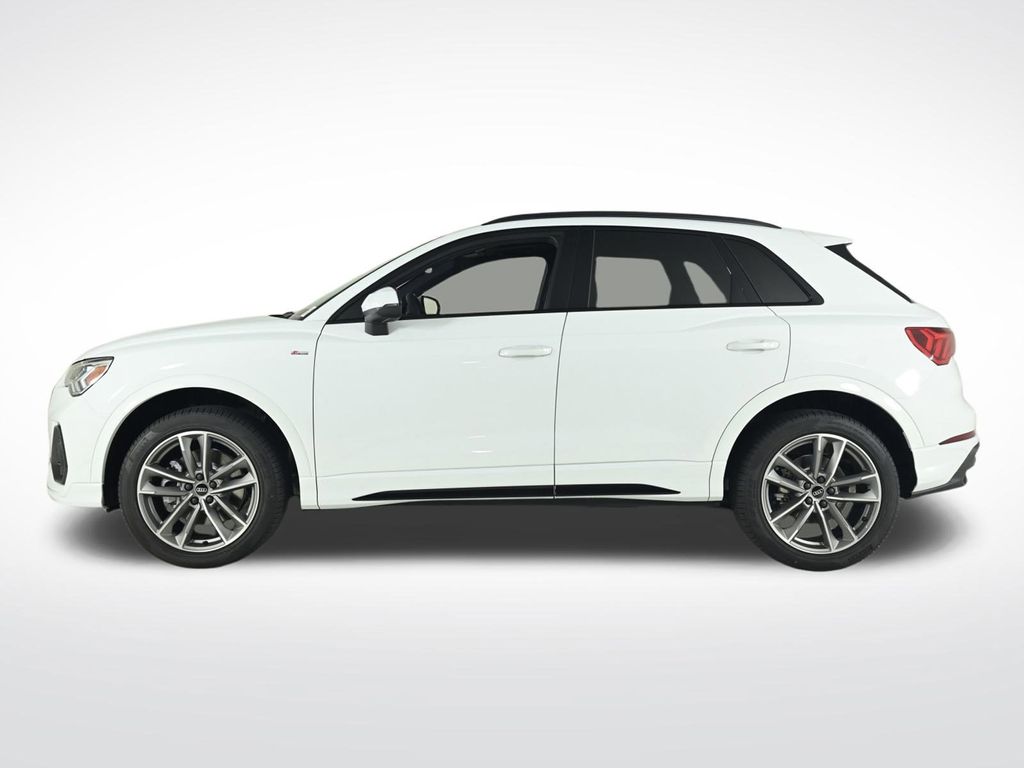 2025 Audi Q3 45 TFSI S line Premium photo 2