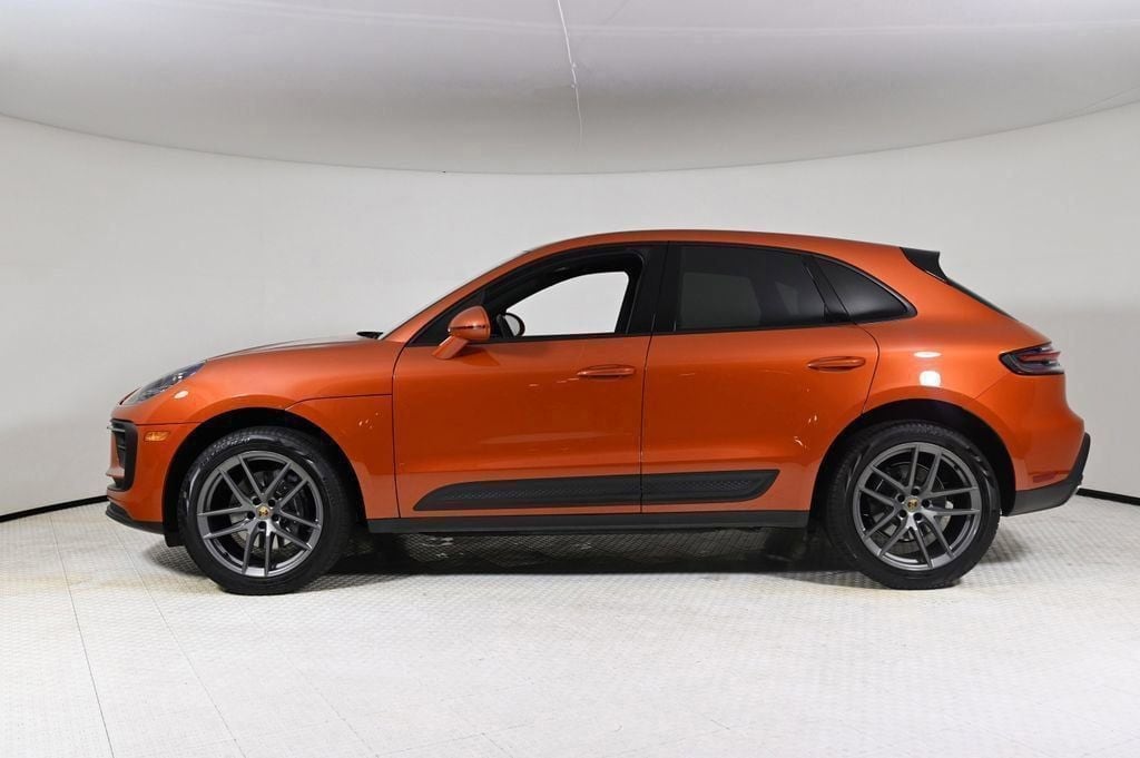 Used 2023 Porsche Macan T with VIN WP1AA2A52PLB00938 for sale in Coral Gables, FL