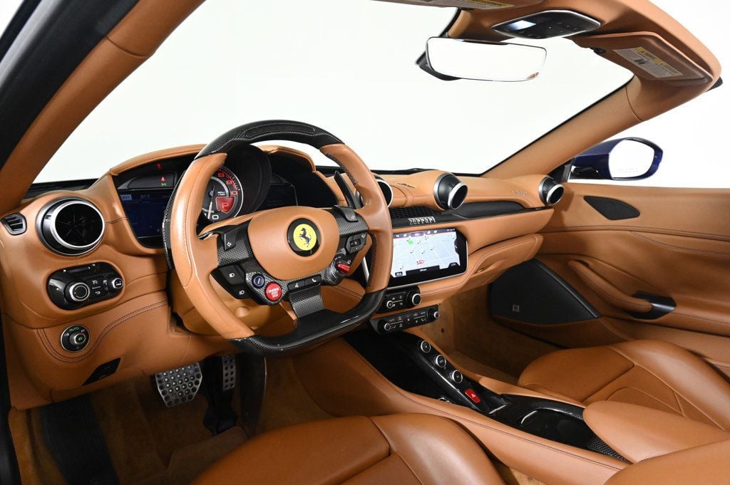 2019 Ferrari Portofino Base photo 3