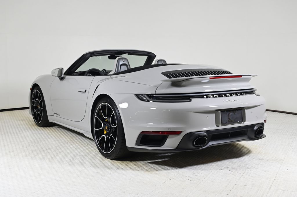 2022 Porsche 911 Turbo S photo 3