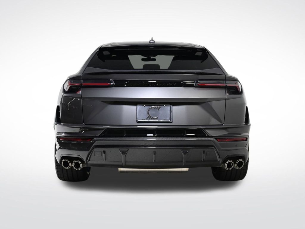 2024 Lamborghini Urus Performante photo 4