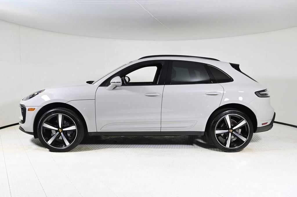 Used 2024 Porsche Macan Base with VIN WP1AA2A54RLB04069 for sale in Coral Gables, FL