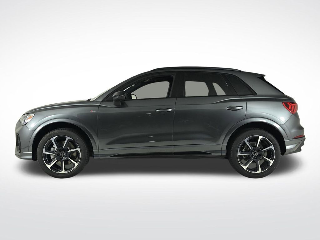 2025 Audi Q3 45 TFSI S line Premium Plus photo 2