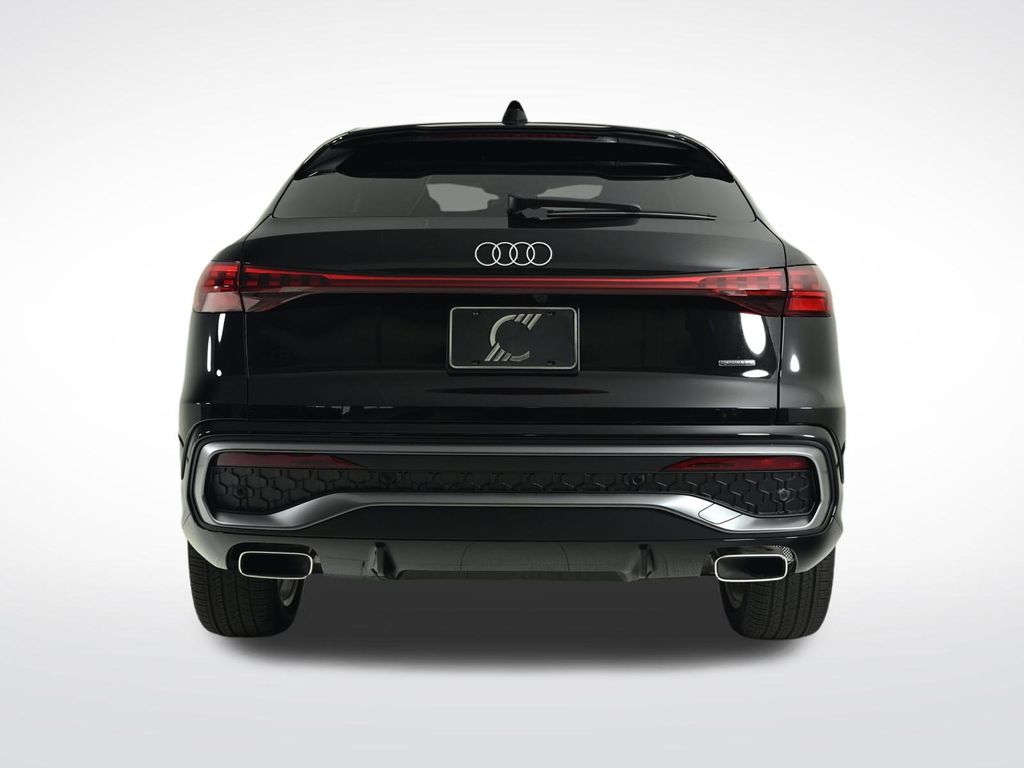 2025 Audi Q5 Sportback 2.0T Premium Plus photo 4