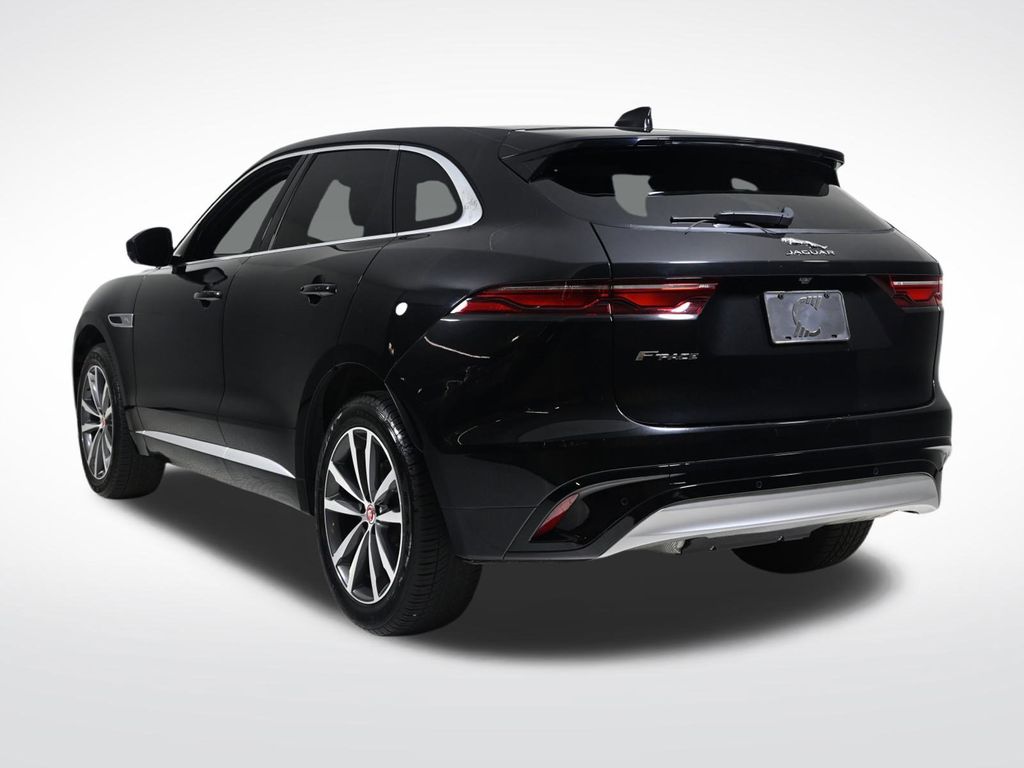 2023 Jaguar F-PACE P250 S photo 2