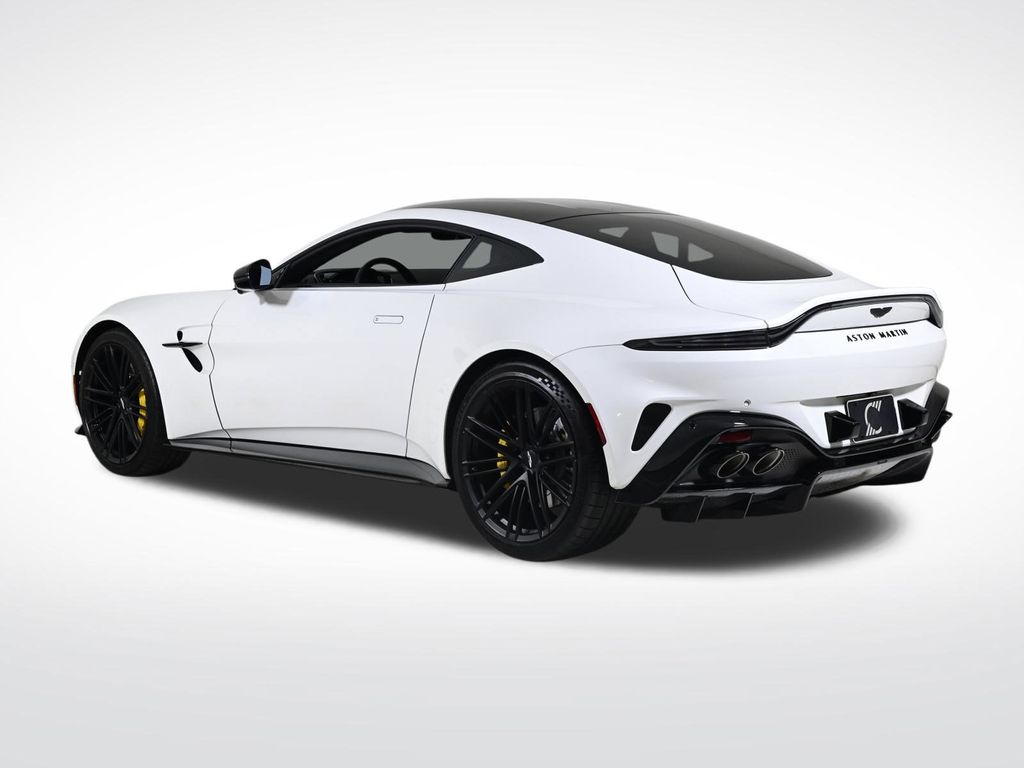 2025 Aston Martin Vantage AM6 photo 2