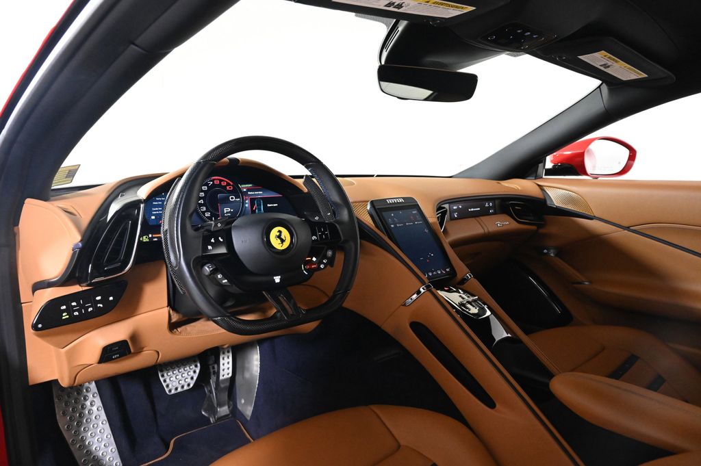 2023 Ferrari Roma photo 3