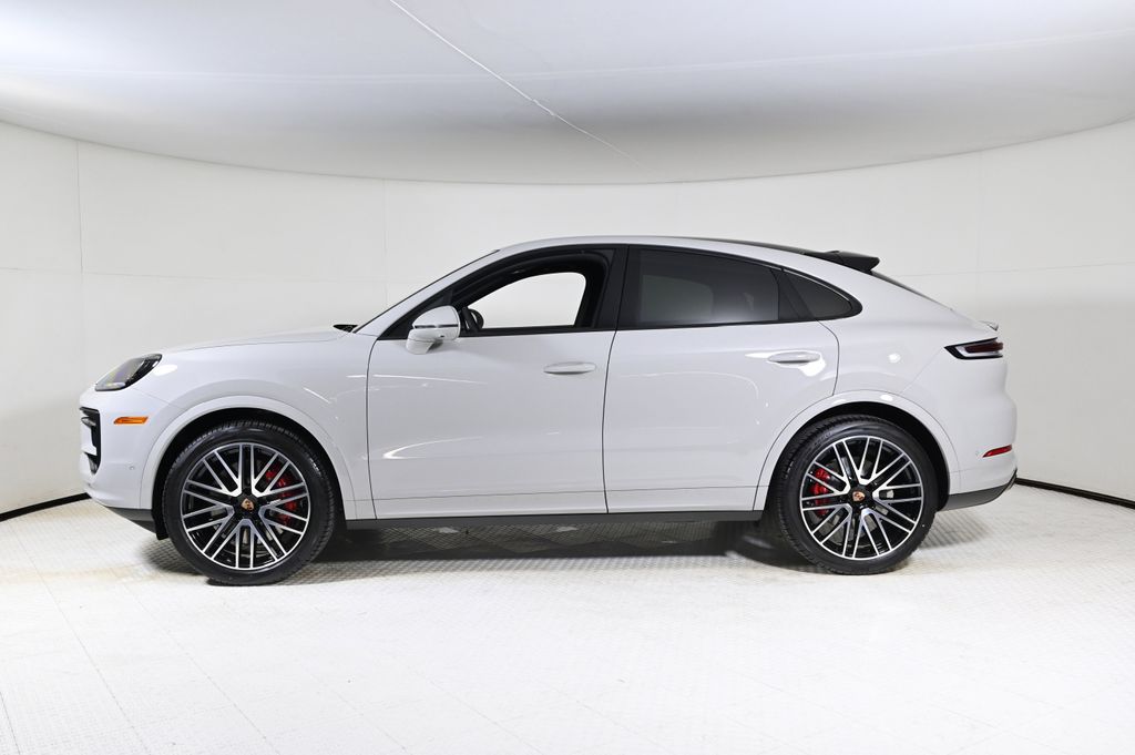 2026 Porsche Cayenne Coupe S photo 2