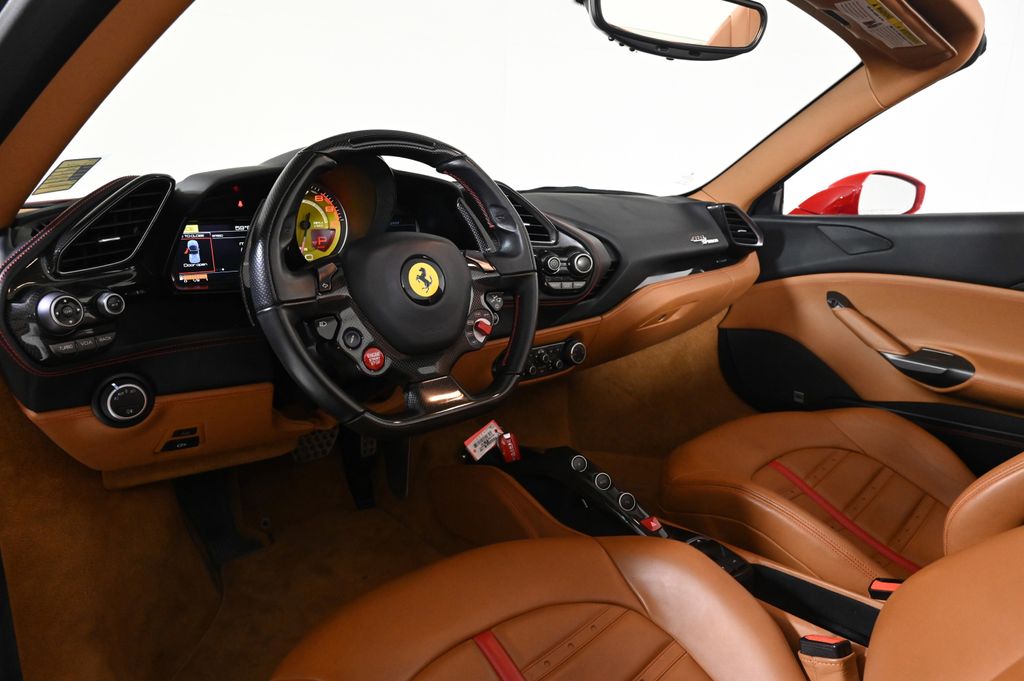 2017 Ferrari 488 Spider photo 3