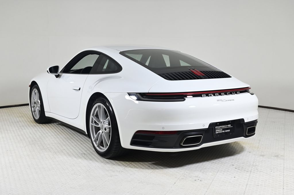 2021 Porsche 911 4 photo 3