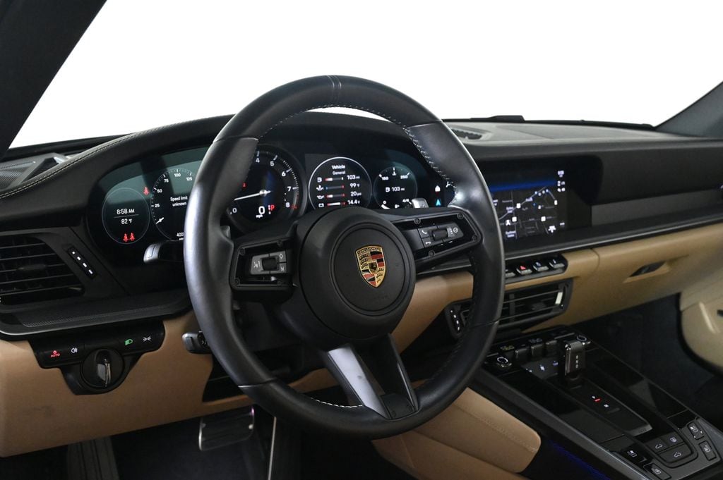 2024 Porsche 911 - Photo 12