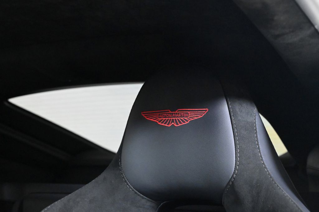 2025 Aston Martin Vantage AM6 photo 3