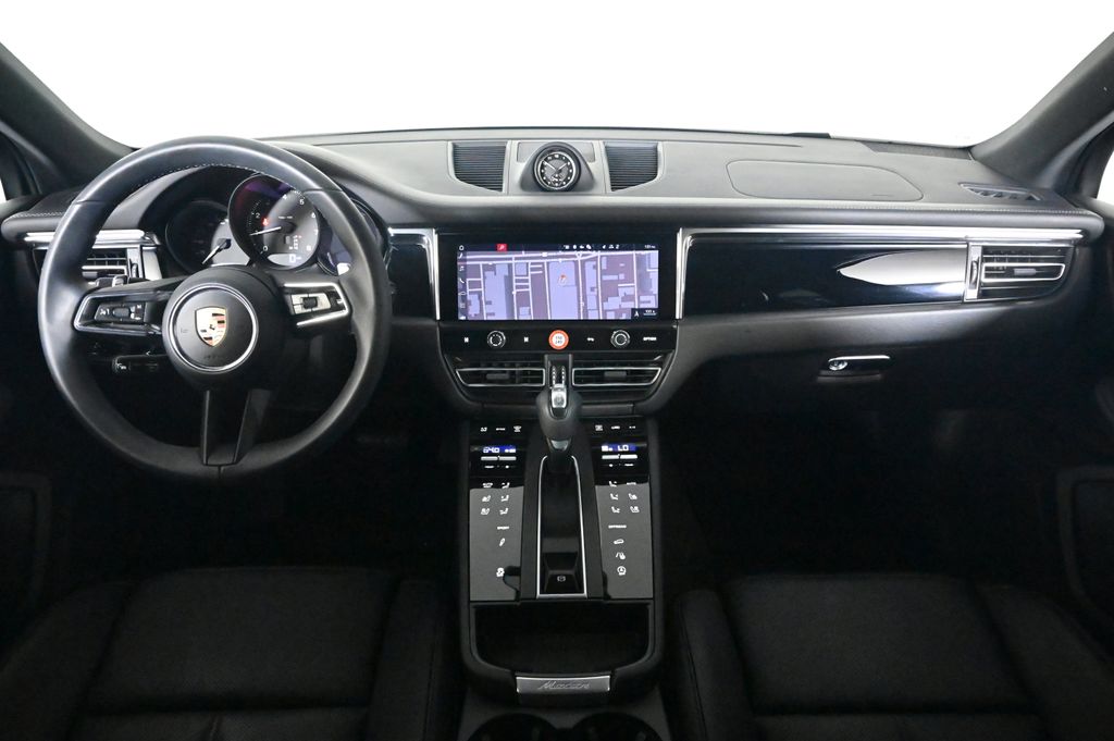 2026 Porsche Macan Base - Photo 11