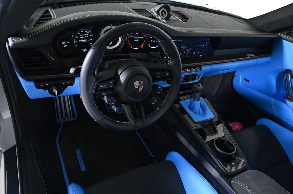 2025 Porsche 911 GT3 RS photo 4