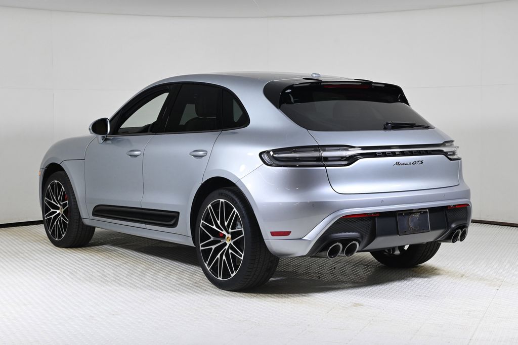 2026 Porsche Macan GTS photo 3