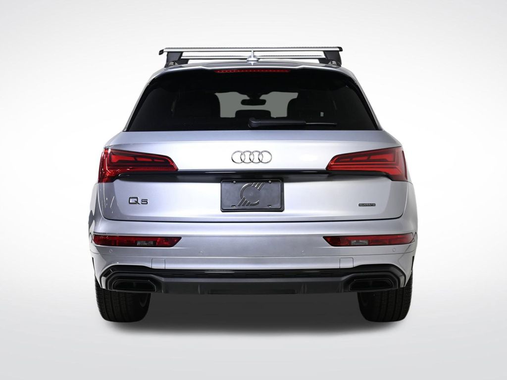 2025 Audi Q5 45 S line Premium photo 4