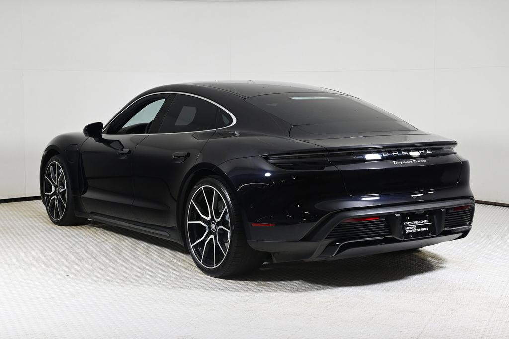 2023 Porsche Taycan Turbo S photo 3