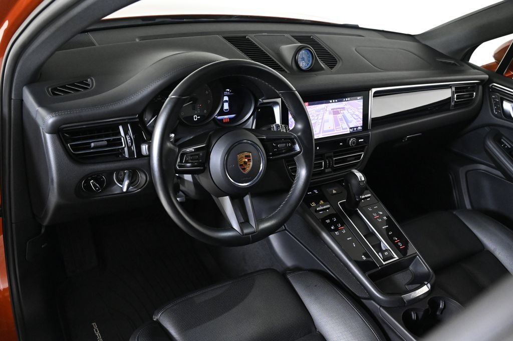 2022 Porsche Macan S photo 4