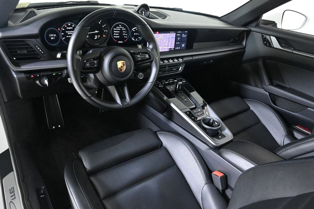 2020 Porsche 911 4S photo 4