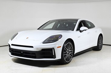 2025 Porsche Panamera E-Hybrid 4 Sedan
