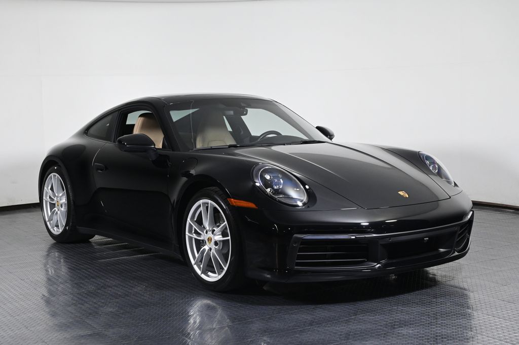 2024 Porsche 911 - Photo 9