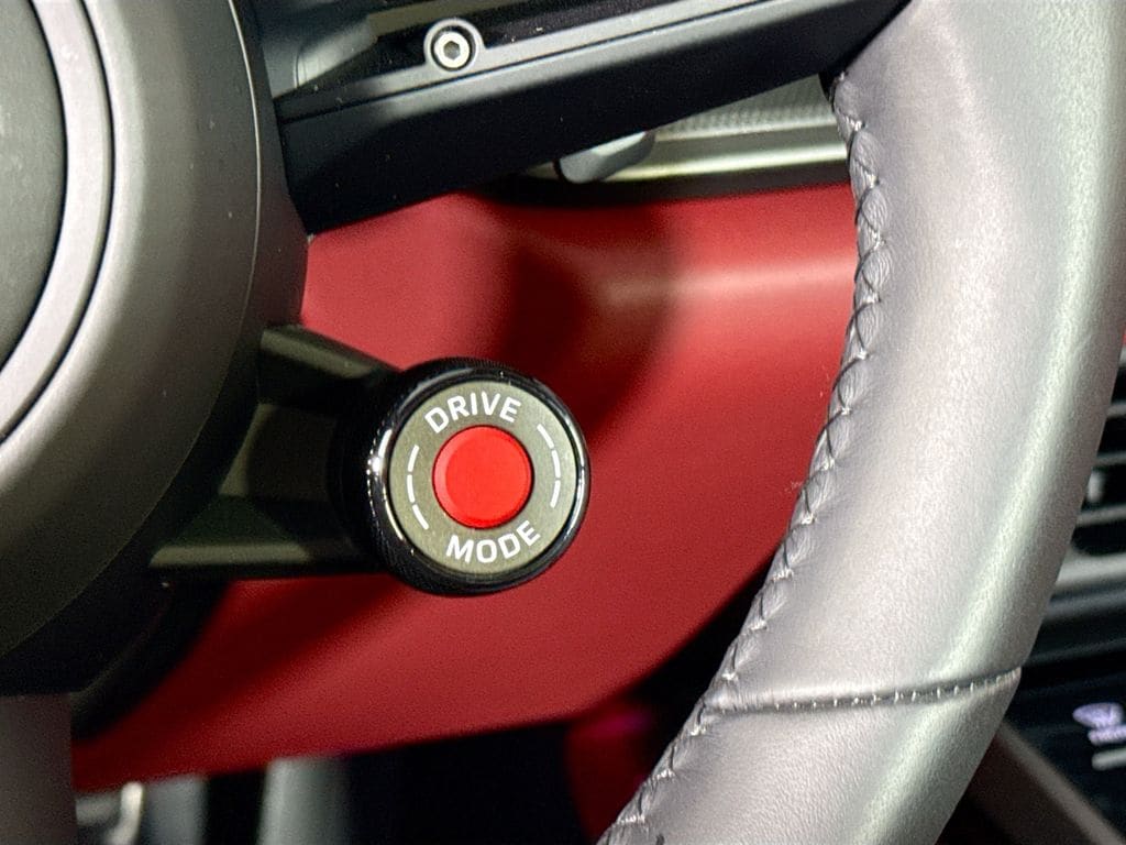 2025 Porsche 911 - Photo 21
