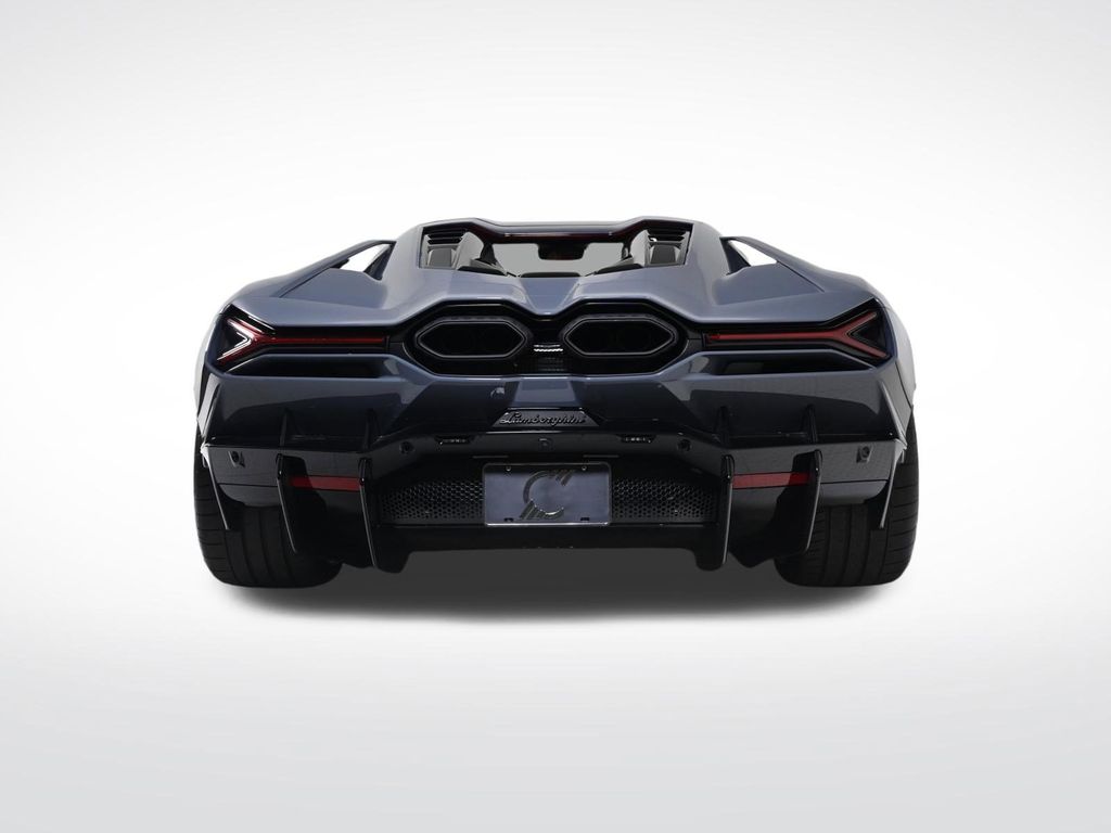 2025 Lamborghini Revuelto photo 4