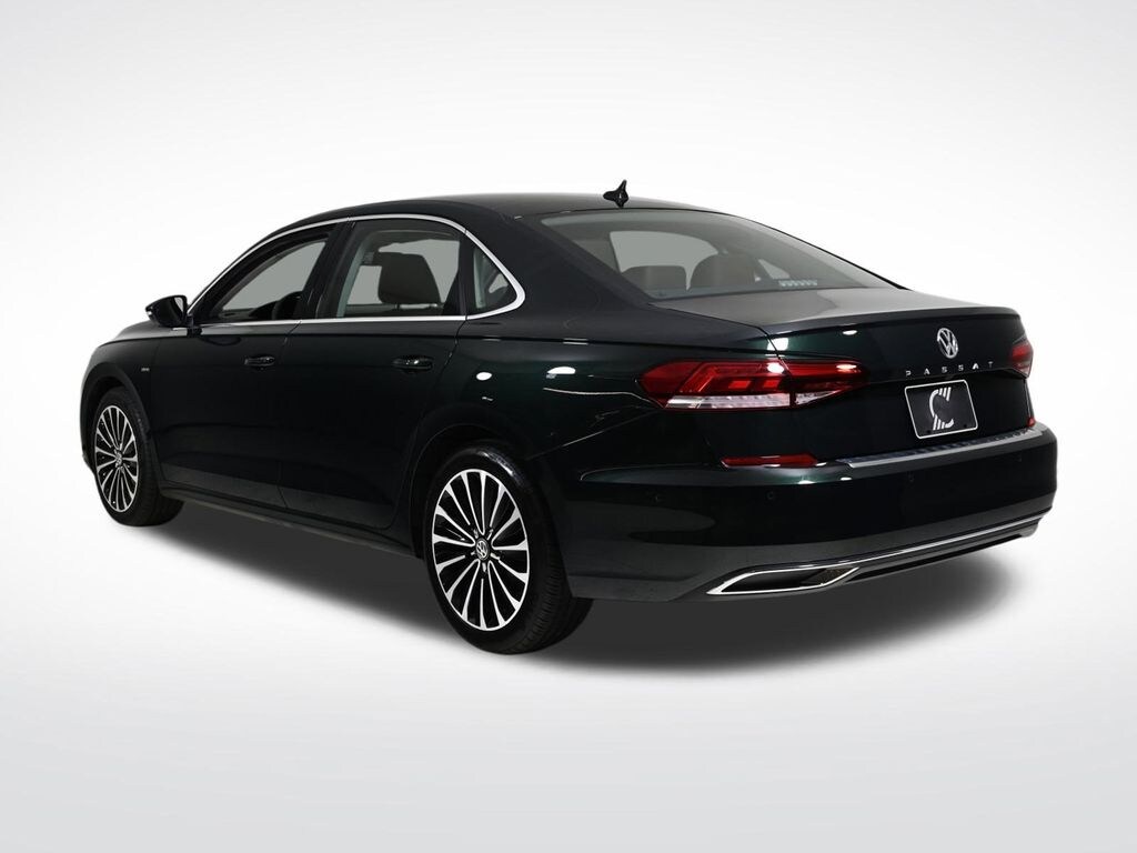 Used 2022 Volkswagen Passat 2.0T Limited Edition Sedan