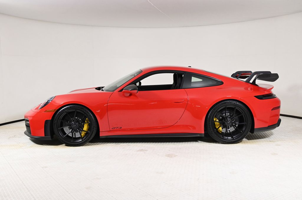 2026 Porsche 911 GT3 Touring photo 2