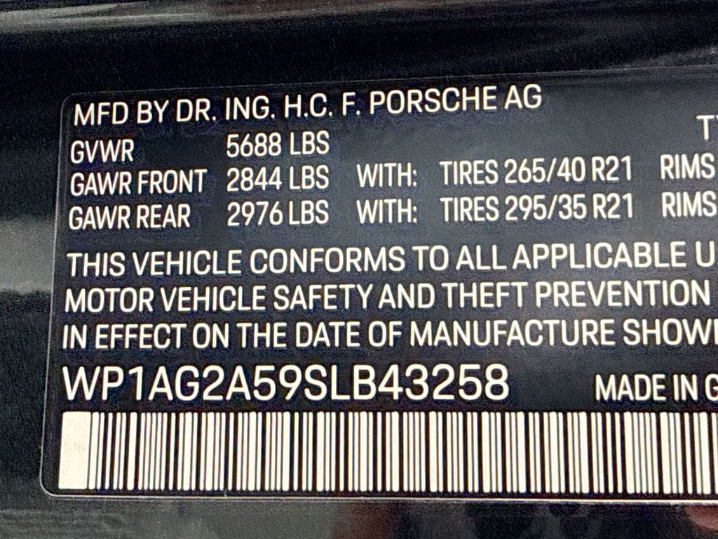 2025 Porsche Macan S - Photo 32