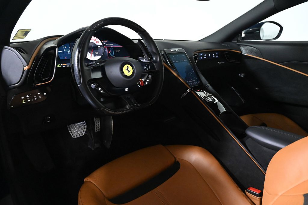 2023 Ferrari Roma photo 3