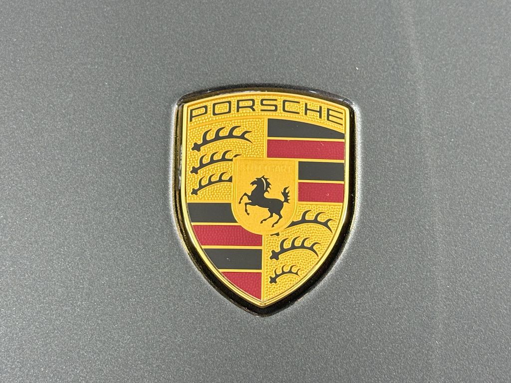 2025 Porsche Macan S - Photo 28