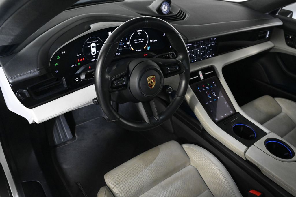 2020 Porsche Taycan Turbo Turbo S S photo 4