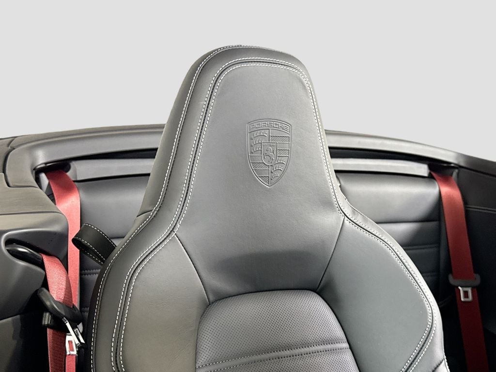 2026 Porsche 911 S - Photo 26